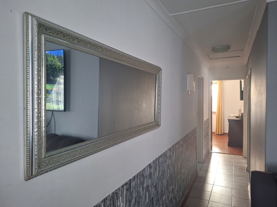3 Bedroom Property for Sale in Bell Glen Western Cape